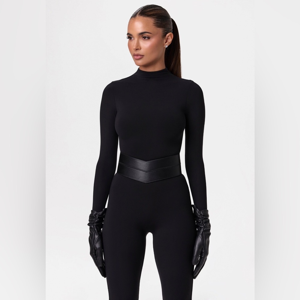 Naked Wardrobe Vegan Leather V-Waist Belt